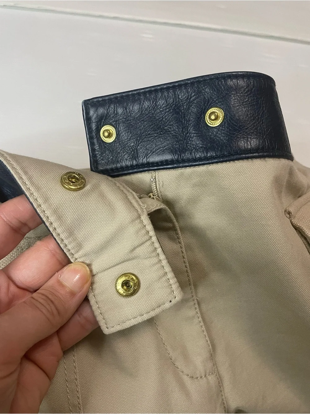 Tory Burch Women's Joss Safari Pants Khaki W/ Navy Leather Waistband Size 4